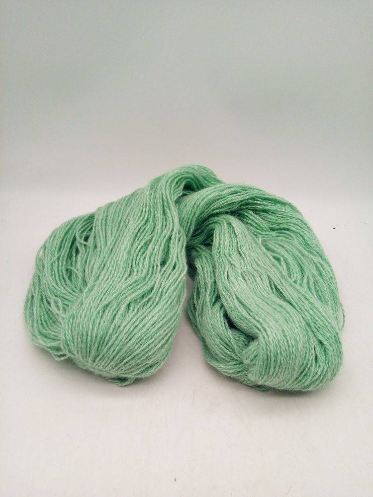 Пряжа шерсть в мотках мятная (250гр.) (03893