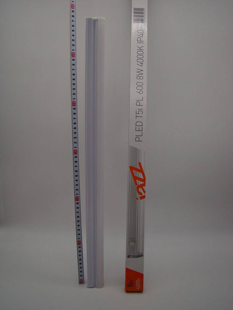 Св-к Jazzway линейный 8W 572*22*36 2850621 (02277)