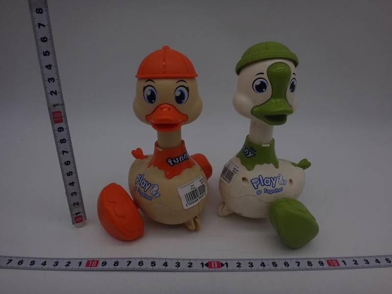 Игрушка заводная Утка 250руб.